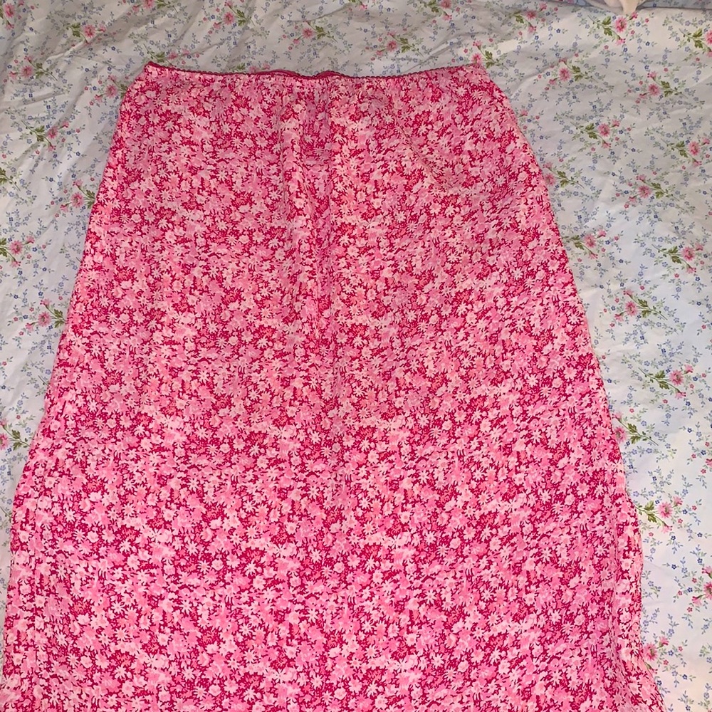 floral pink skirt
